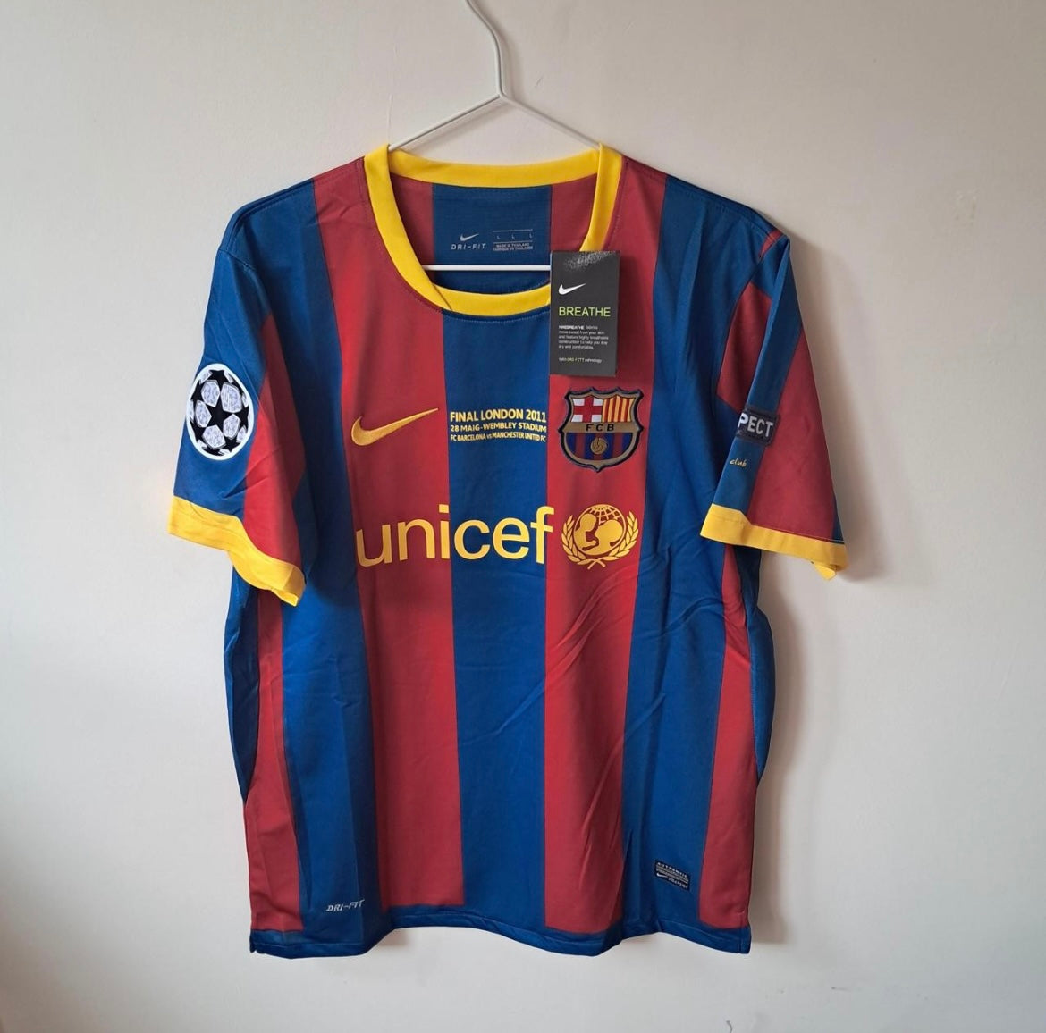 FC Barca Messi 2010 - Home Jersey LostFiction Clo